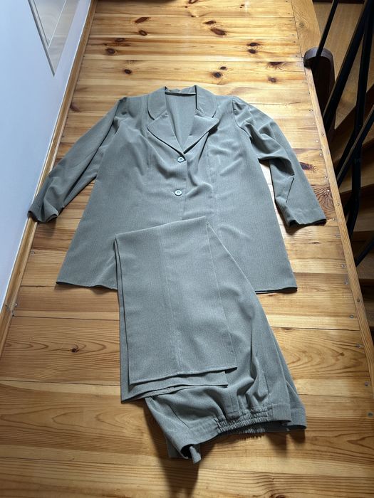 Garsonka ze spodniami r 46