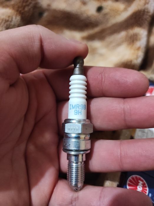 Honda VFR IMR9B-9H 4888 свічки оригінал
