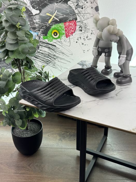 Тапочки шльопки Hoka Ora Recovery 38 розмір Е14706