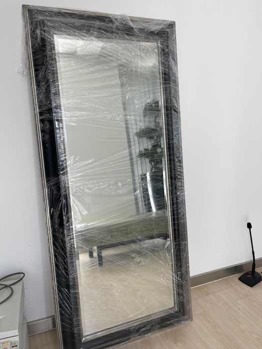 Conjunto banqueta e espelho