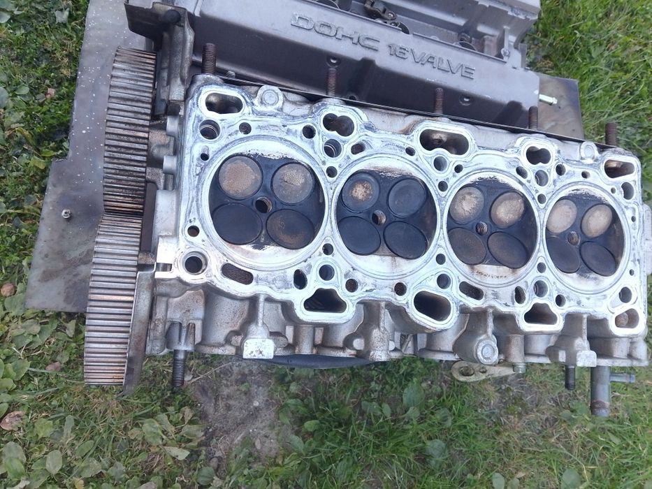 Głowica Qutlander 2.0 16v