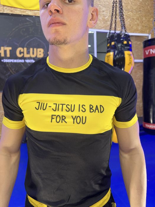 Манто Рашгард и Шорты Комплект Для Тренировок