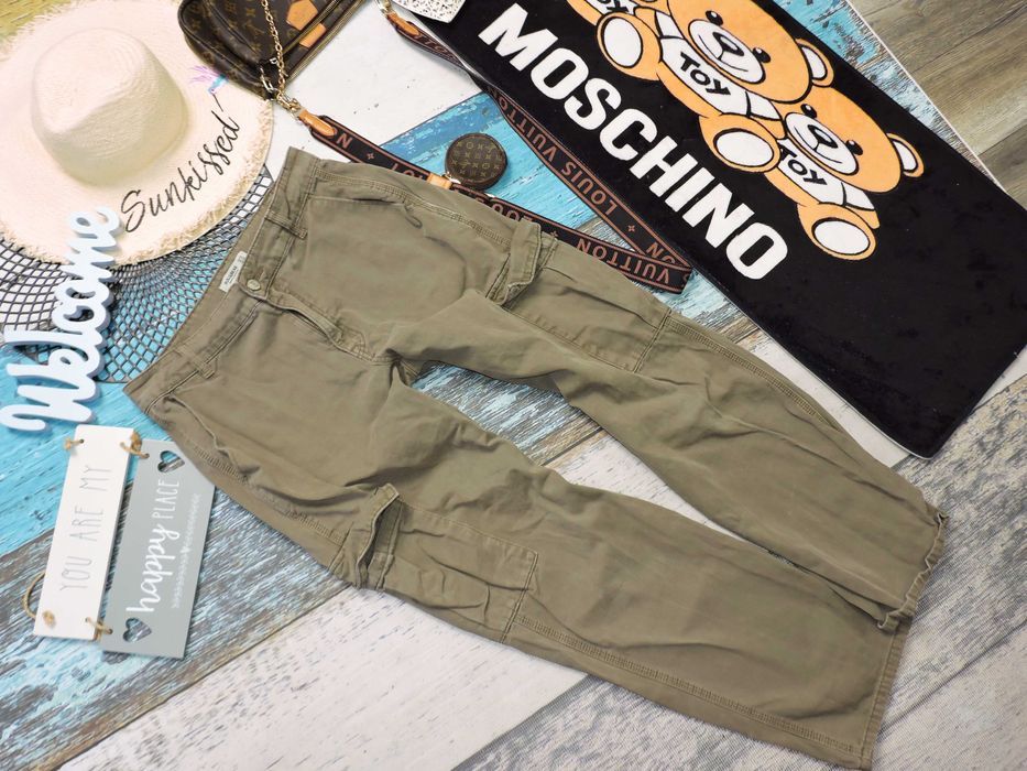 Pull & Bear Spodnie khaki Militry bojówki 42