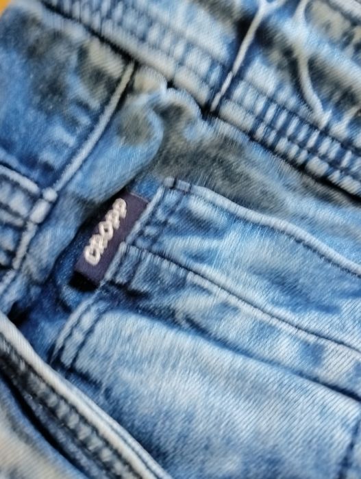 Joggery męskie firmy Cropp