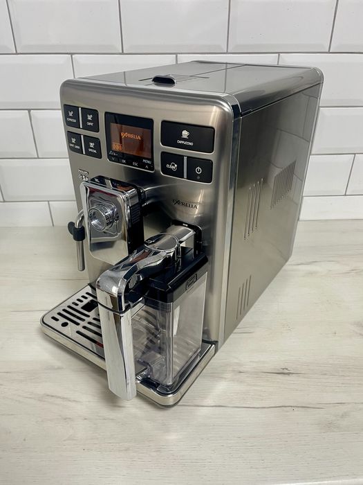Кавомашина Saeco Exprelia