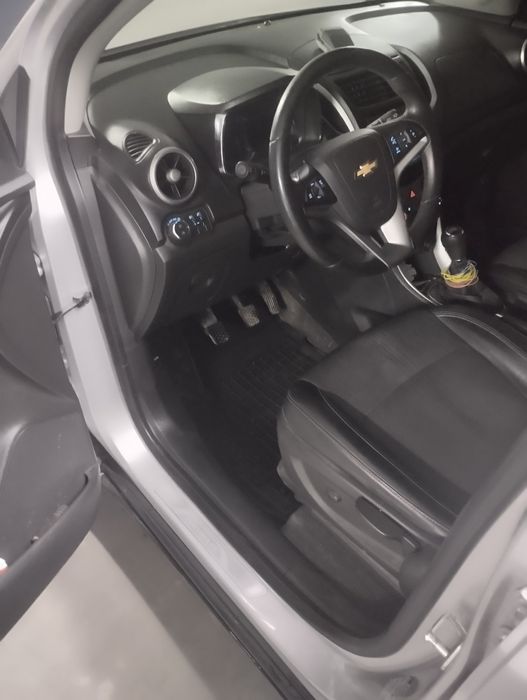 Chevrolet  Tracker джип 4х4 не дорого