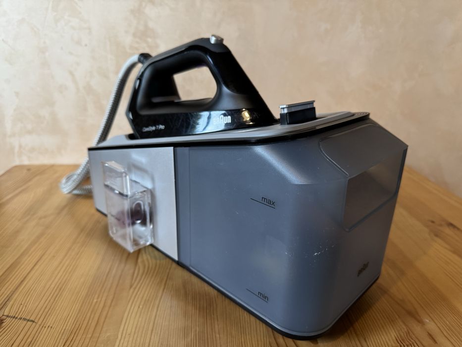 Żelazko Braun Stacja Parowa CareStyle 7 Pro iCare Czarne