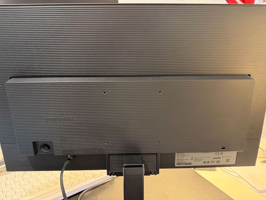 Samsung Essential Monitor S3, 24