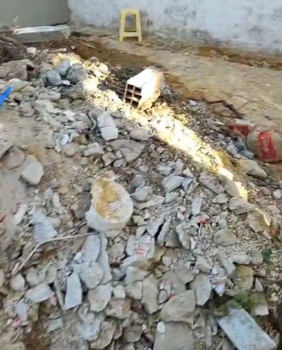 DEMOLIÇÕES LIMPEZAS e RECOLHA de todo o tipo de lixo e entulho de obra