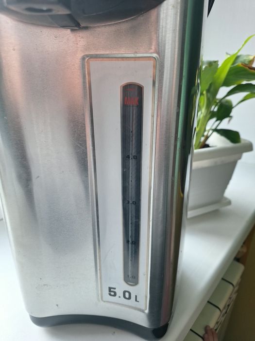 Термопот LARETTI LR-EK3510