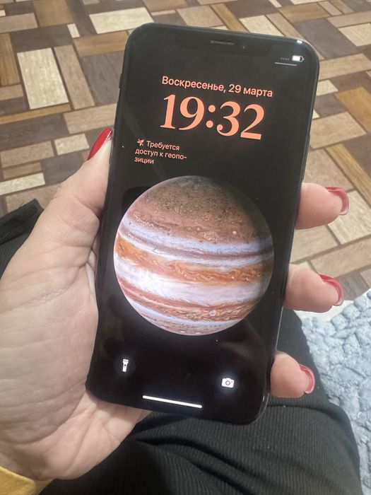 Продам iPhone XS 64gb