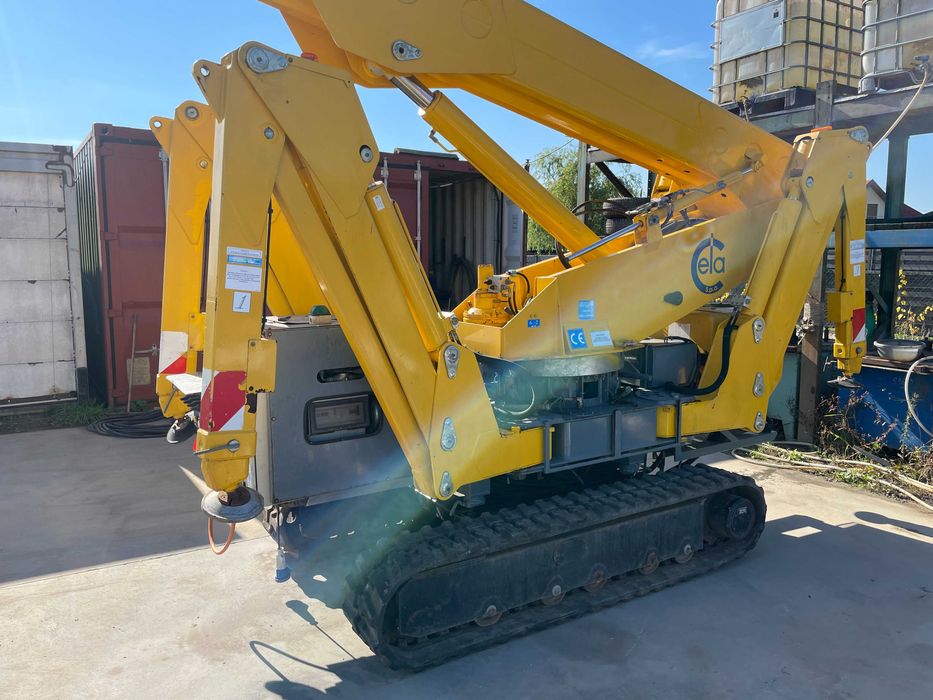 Підйомник на гусеничному ходу Cela Spyder 300 30 м