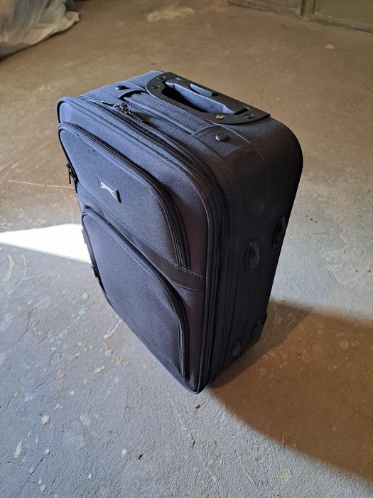 Walizka materiałowa