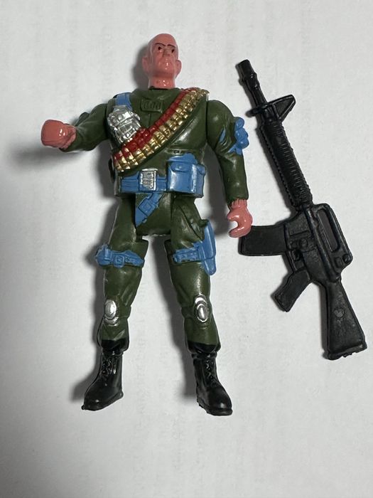 Солдатики іграшкові