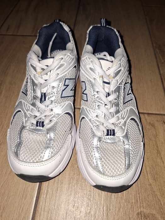 Buty sportowe New Balance z serii 530 rozmiar 37