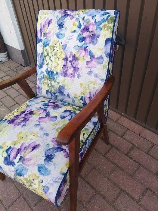 Stary Fotel Klubowy PRL Po Renowacji.