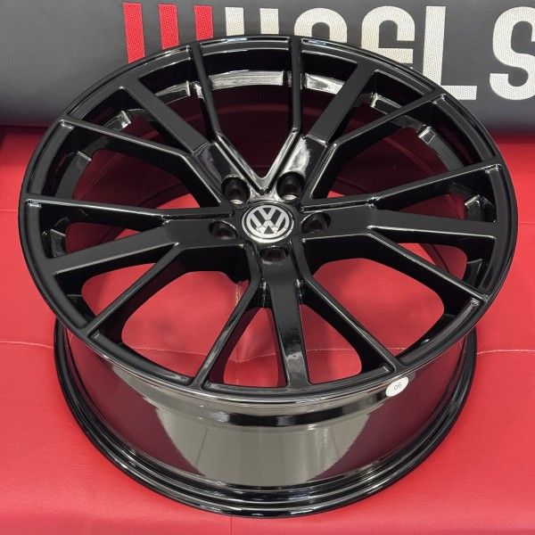 Диски Volkswagen Touareg R20 New