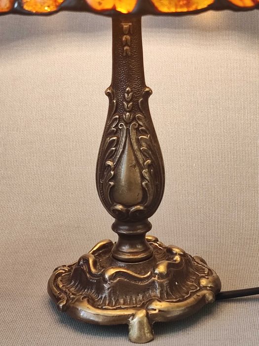 Lampa nocna bursztyn