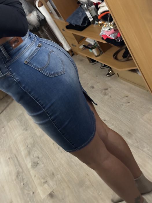 Jeansowa spódniczka Lee 36 S model Pencil Skirt