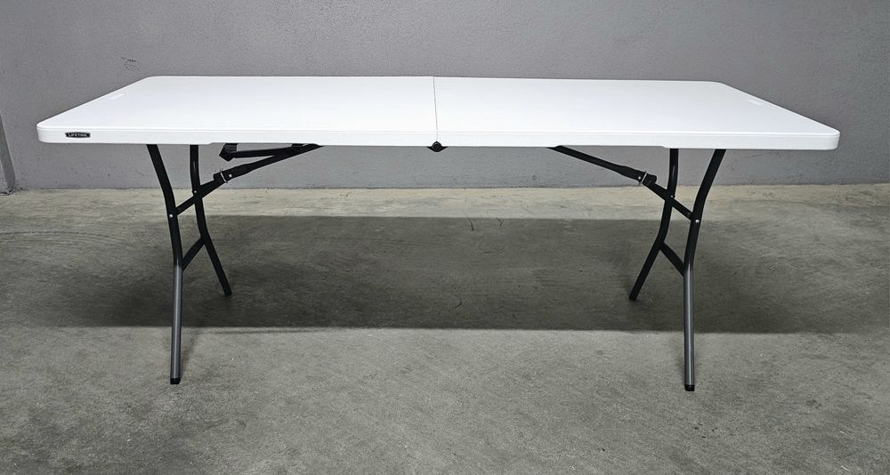 Mesa dobrável com 184x76 cm | Robusta, prática e como nova