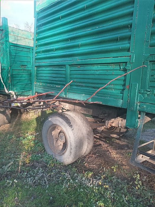 Камаз 5320 с прицепом.