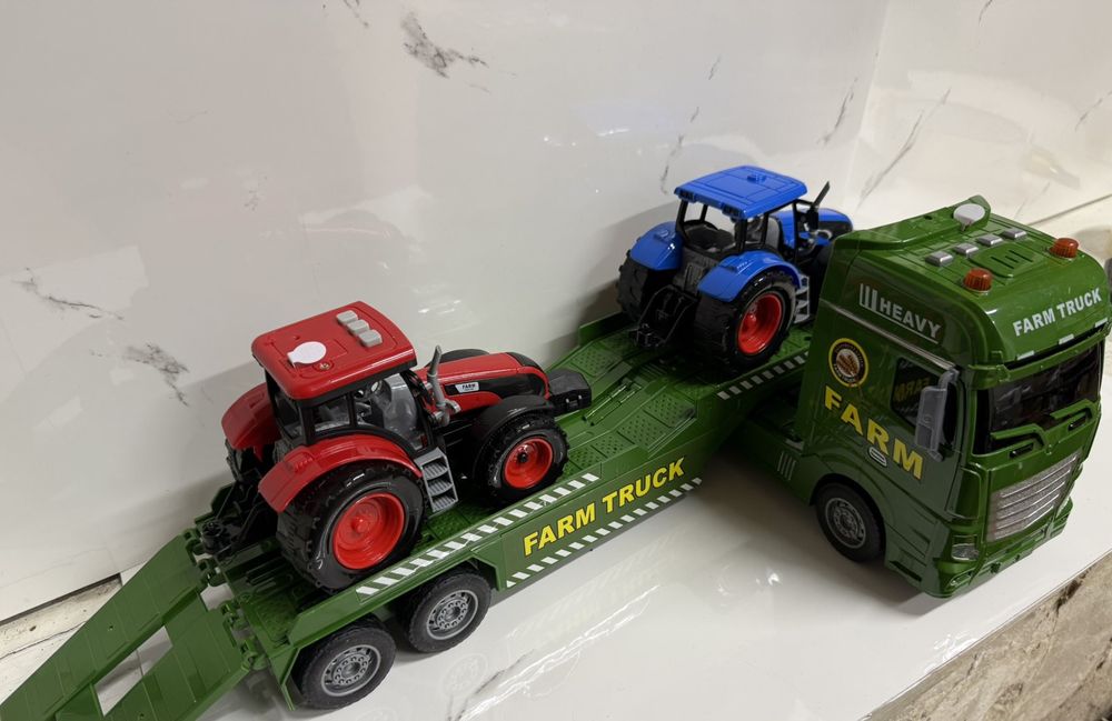 Транспортна вантажівка