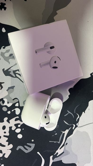 Правий наушник AirPods 4 оригінал