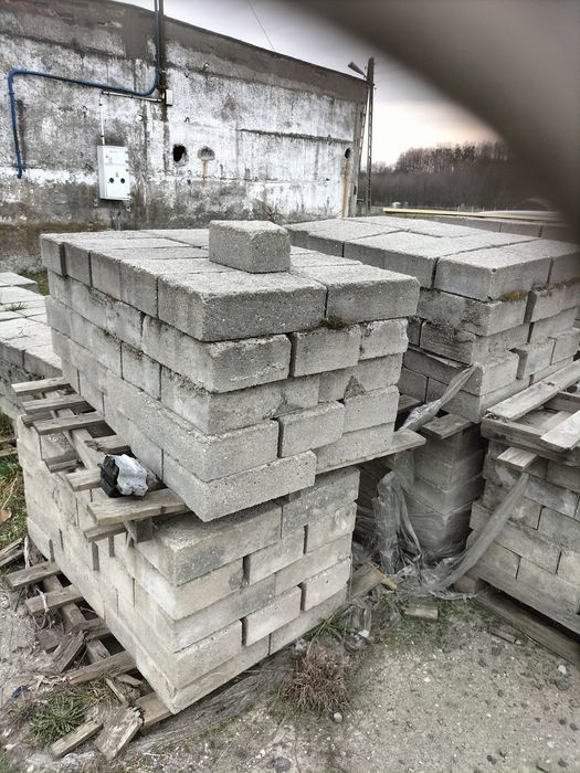 Bloczki betonowe używane