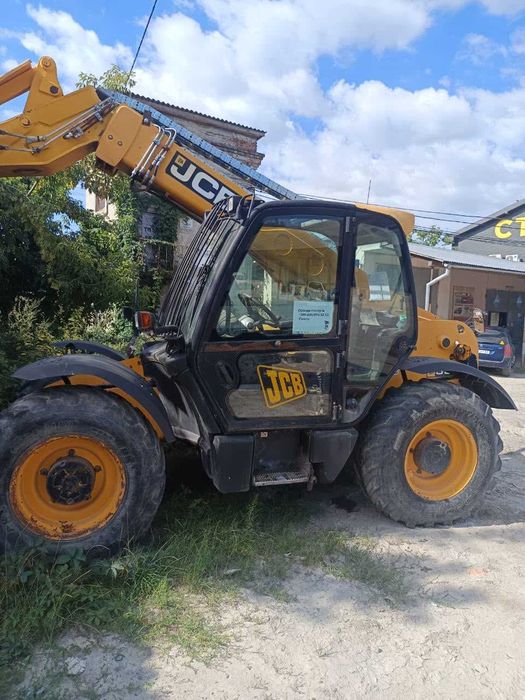 Телескопічний навантажувач JCB 530-70