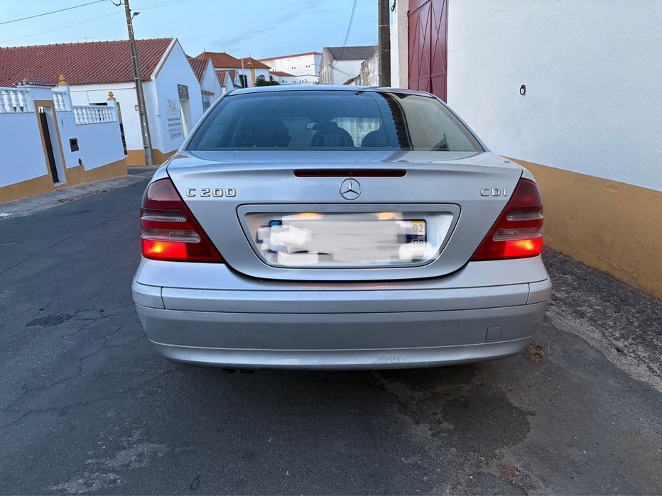 Mercedes-Benz C200 CDI NACIONAL - Excelente estado!
