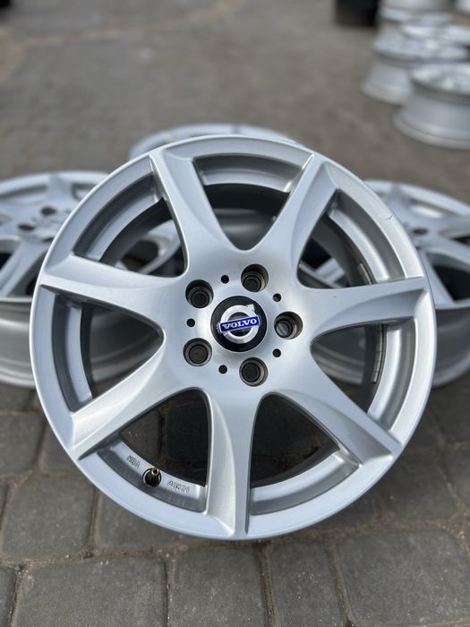 Диски оегкосплавні 5х108 r16 Renault Kangoo Mondeo Focus Fusion C-Max