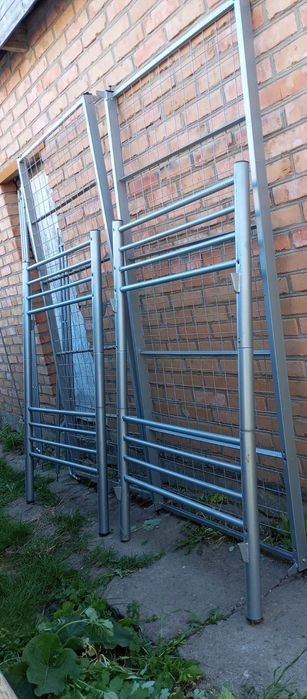 Продам ліжка 2шт або одне 2х ярусне