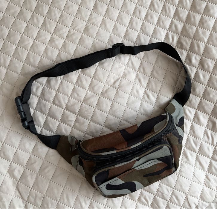 nerka saszetka biodrówka w motywie moro