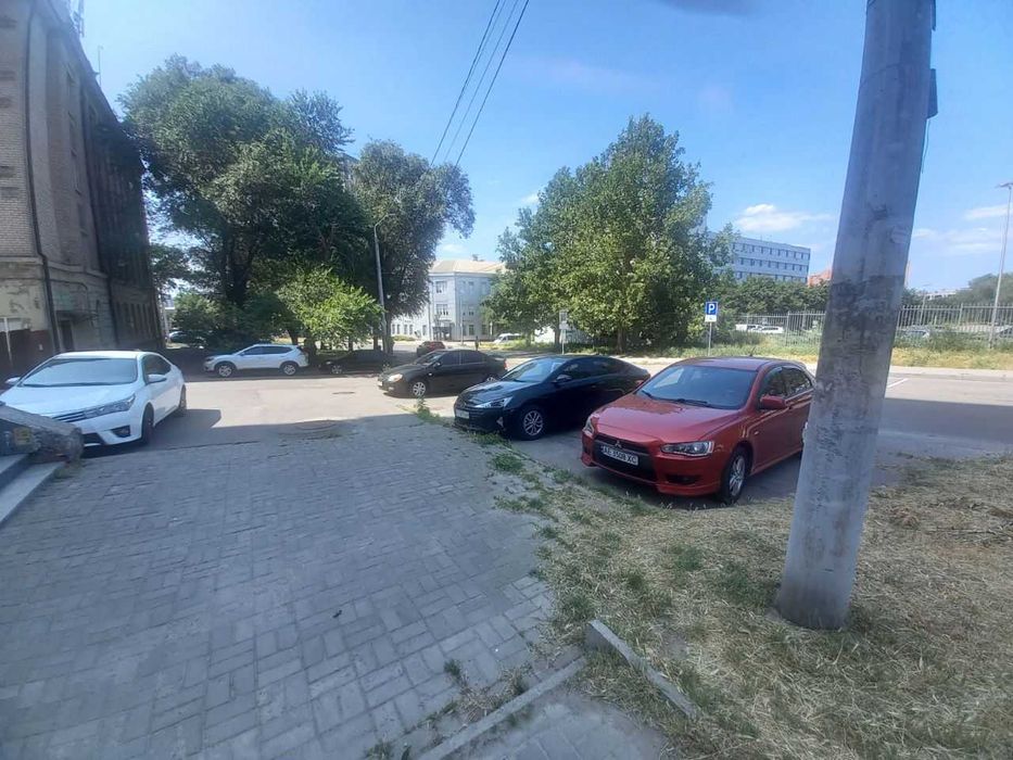 Магазин\офис в центре города (Херсонская ) Продам