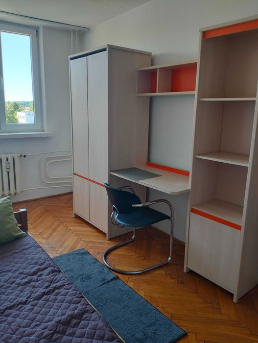 wynajmę pokój/pokoje osobie uczącej się lub pracującej