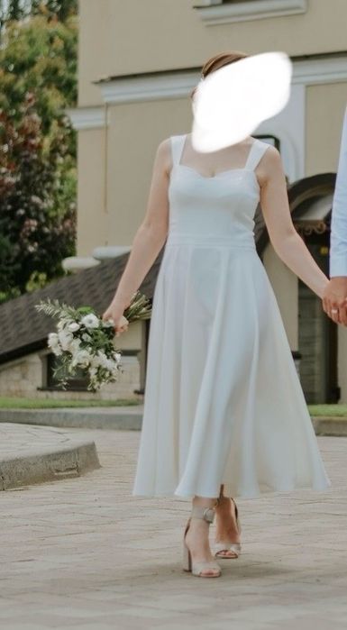 Весільна сукня