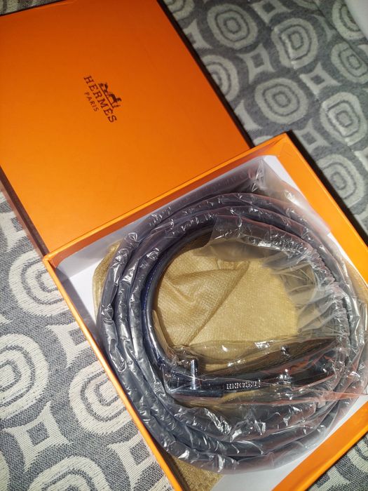 Cinto Louis Vuitton e HERMES novos