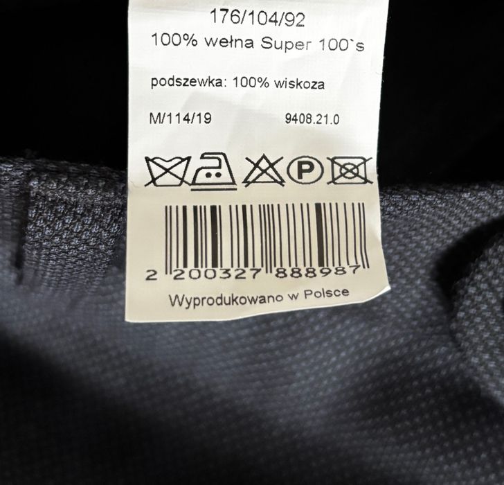 Garnitur Bytom 176/104/92 100% i dwie koszulę gratis!