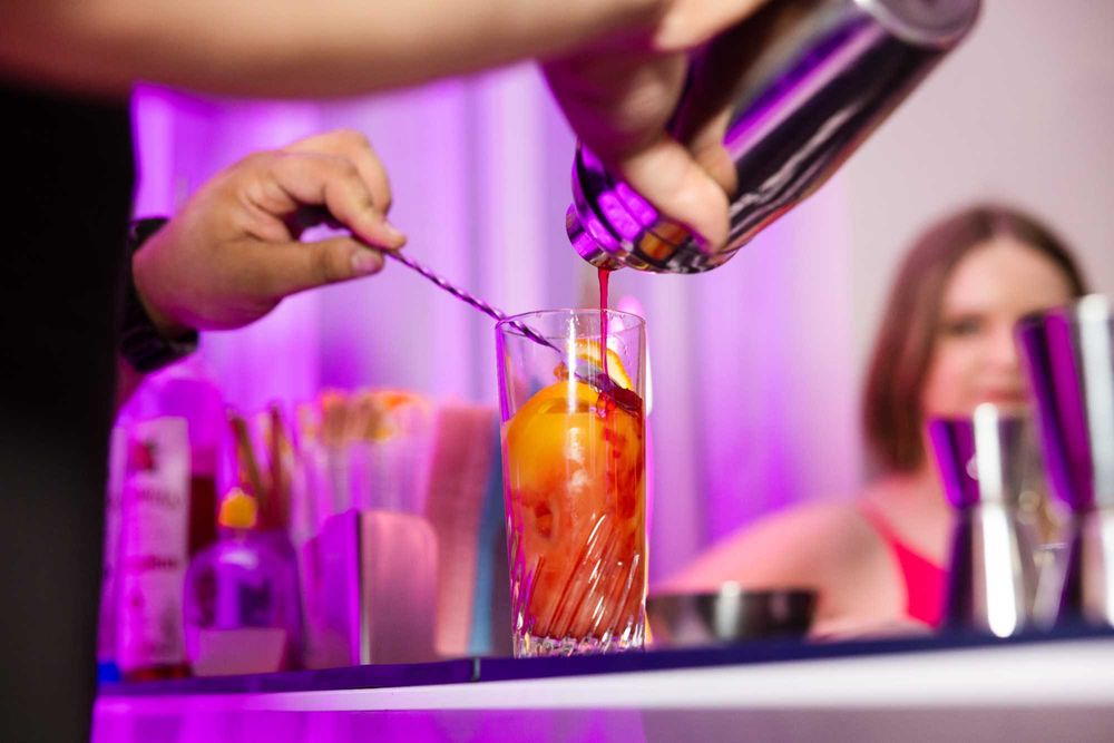 BARMAN na twoją imprezę MOBILNY BAR na wesela 18 40 eventy