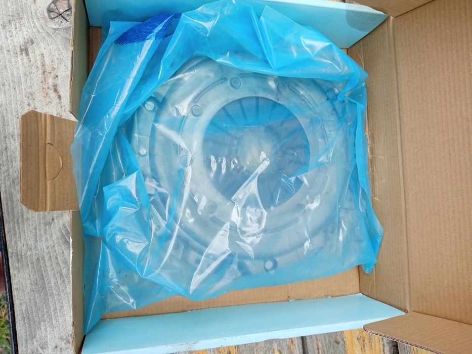 Продам корзину сцепления.