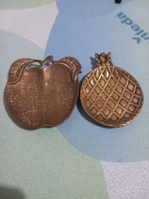 Peças decorativas em metal