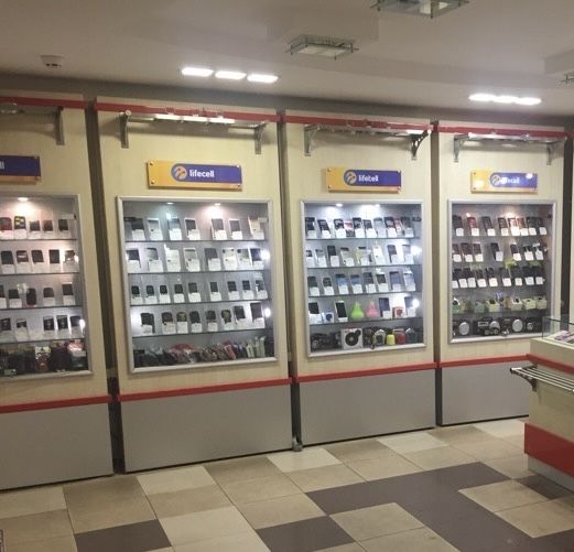 Вітрини для магазину , салону