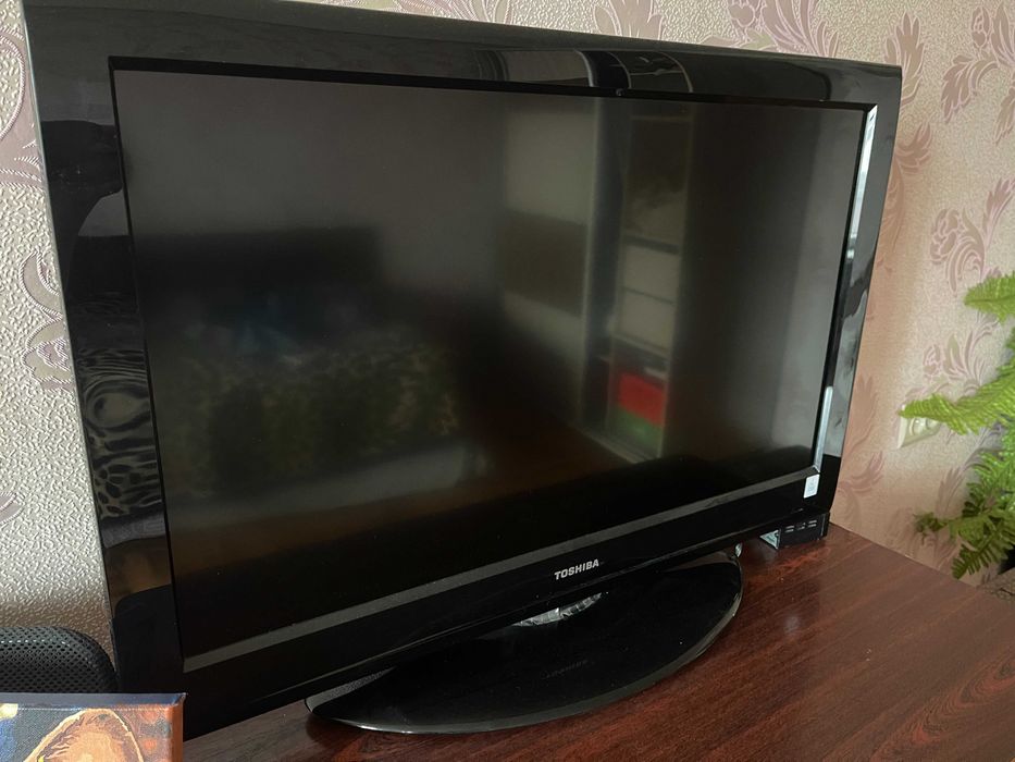 Продам телевизор Toshiba 32AY833G
