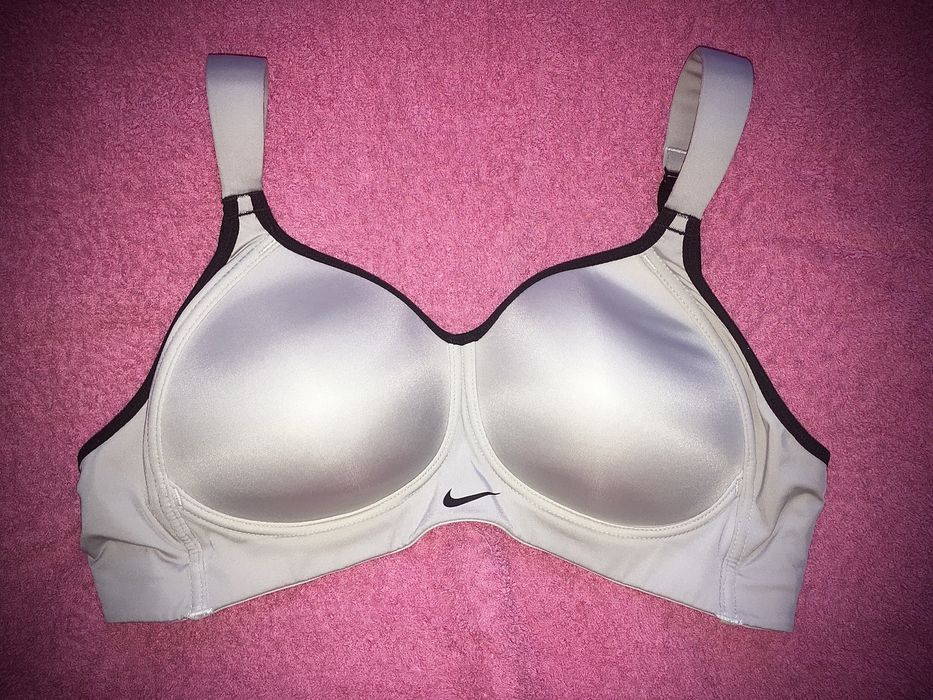 Новий спортивний ліф без кісточок, EU 70D розмір