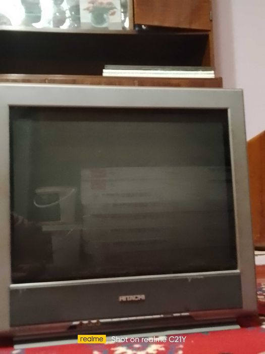 Телевізор hitachi