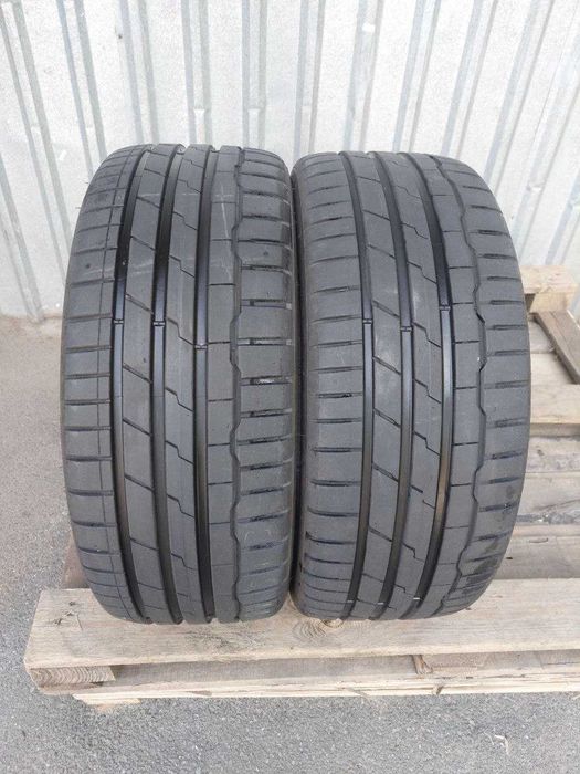 Шини б/в 215 40 R18 Hankook Ventus S1 evo3