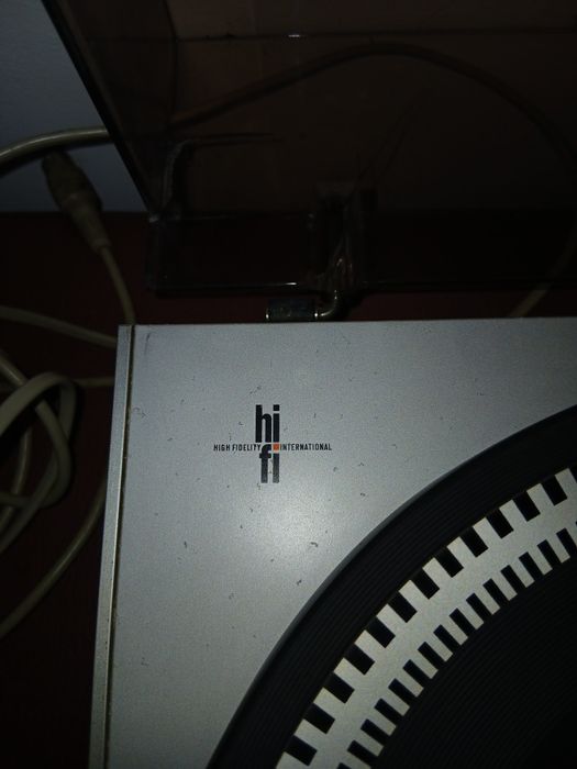 Gira Discos Philips 212 eletronic