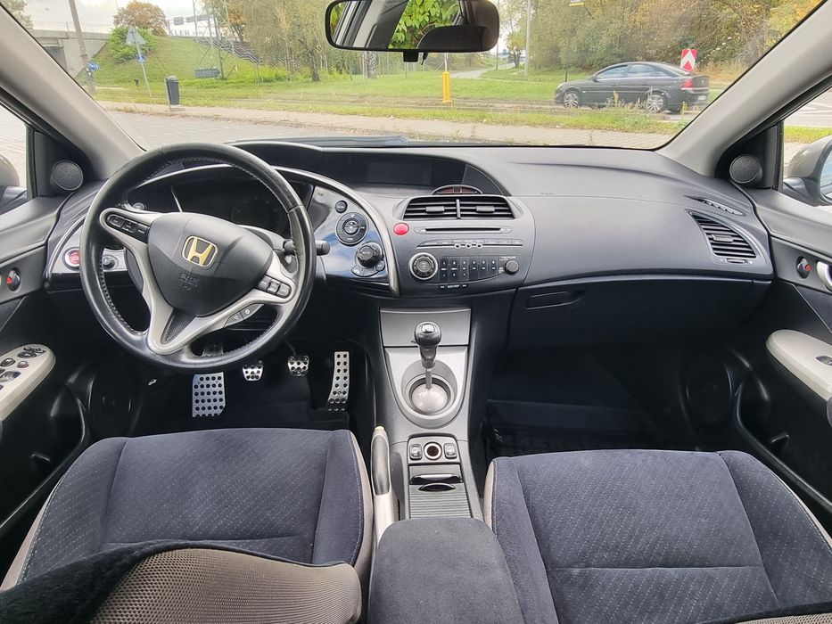 Honda Civic 1.8 140 km salon pl
