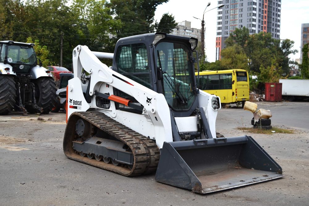 Минипогрузчик BOBCAT T750, 2015 г.в., состояние идеальное!
