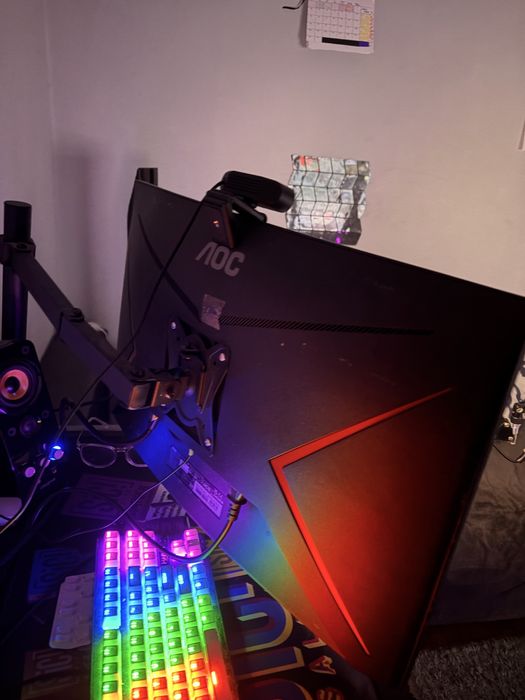 Monitor AOC 240hz